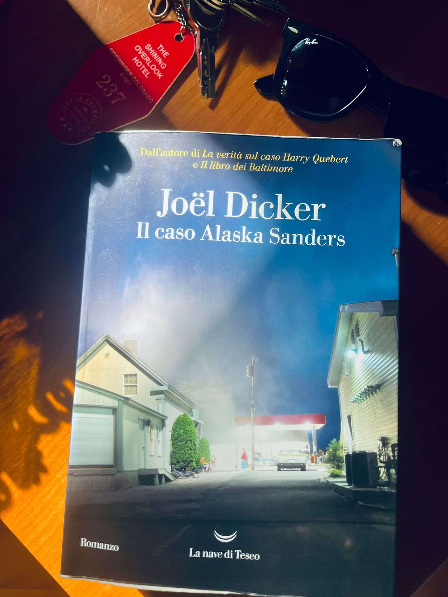 Letteratura: Esce in italiano «Il caso Alaska Sanders», il nuovo libro di  Joël Dicker